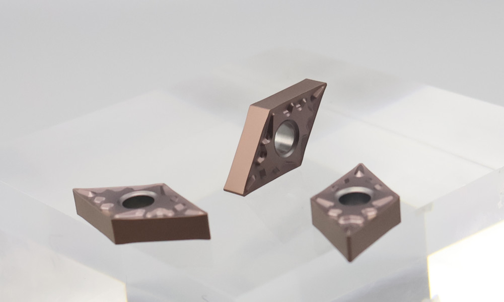Chế độ âm Rhombic 55 ° Carbide Tool Carbide Blade DNMG150404 Công cụ quay bên ngoài CNC Insert DNMG1504