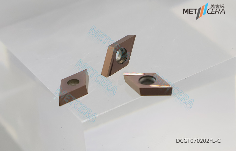 DCGT070202 CNC Carbide Insert Cutter Công cụ xoay bên ngoài Carbide Insert For Steel Semifinishing, Left Cutting