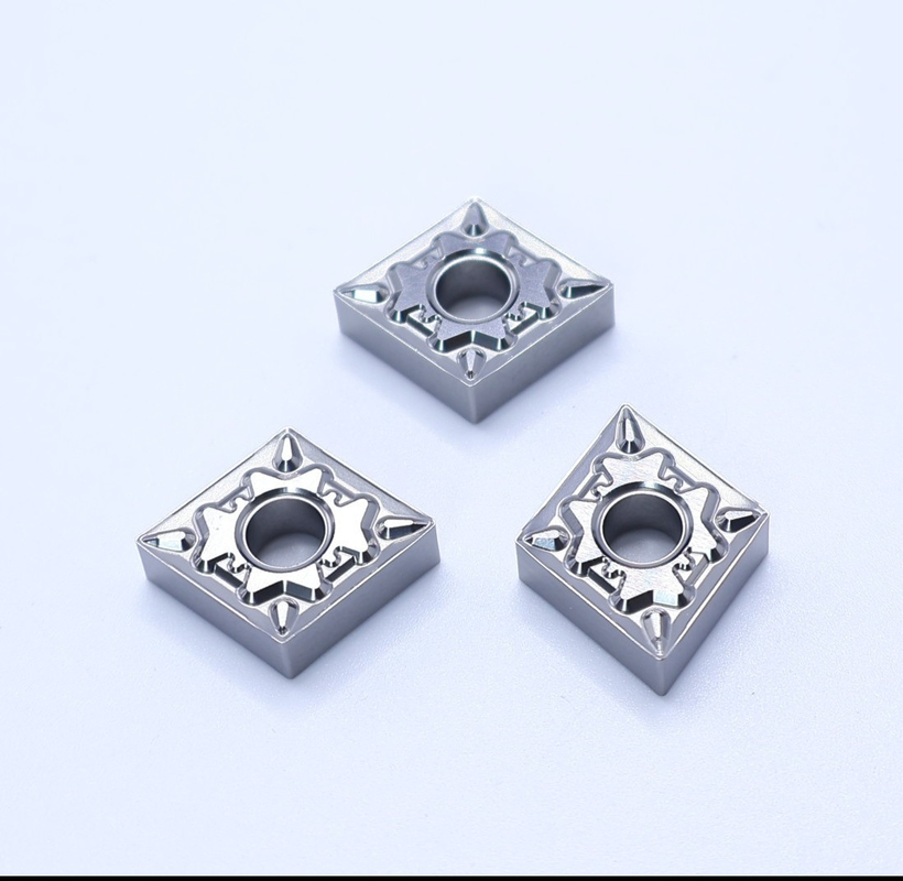 Máy quay CNC xoắn bên ngoài Chèn HRA92.5 Độ cứng CNMG120404-FQ Chèn Carbide không phủ