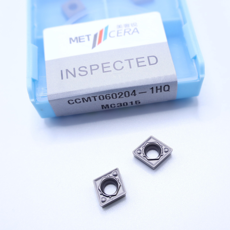 Công cụ cắt bằng thép cacbon CCMT060204-1HQ MC3015 Chèn công cụ cắt Cermet với khả năng chống gãy và bề mặt mịn