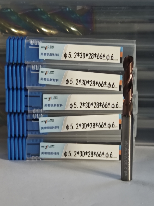 Solid Carbide 3D / 5D Drill phủ G-External Coolant φ5.2 x 3D x 28 x 66 x φ6mm Công cụ cắt