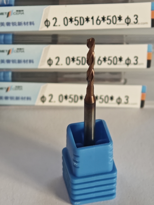 Khó khăn HRC55-60 Solid Carbide 5D Drill Cutting Tool φ2.0 x 5D x 16 x 50 x φ3mm G-External Coolant Drill