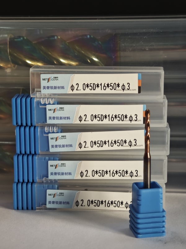 Khó khăn HRC55-60 Solid Carbide 5D Drill Cutting Tool φ2.0 x 5D x 16 x 50 x φ3mm G-External Coolant Drill