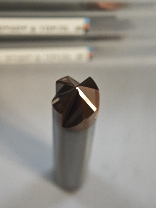 MPG4 CNC Rad Mill Carbide Chamfer Mill 4 Flutes Mill Roughing Mill Processing Mill For Alloy Steel Mold Steel Pre-hardened Steel Φ10.0 X 60 ° x Φ10 X 75mm