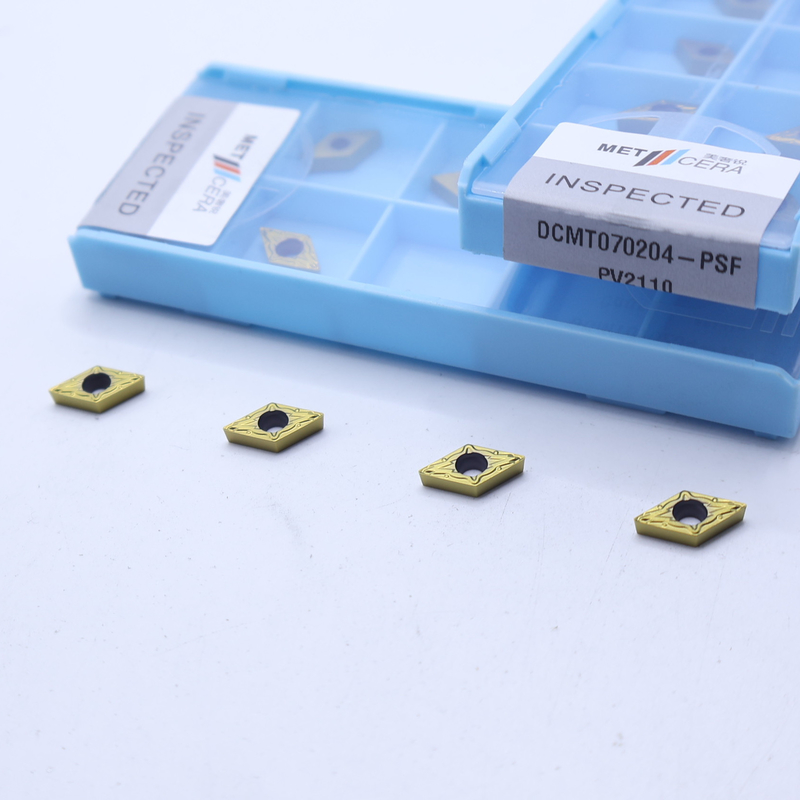 Chèn quay Cermet có thể chỉ mục, Chèn quay bên trong được phủ PVD, Máy phá vỡ chip hoàn thiện DCMT070204, Màu vàng